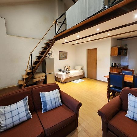 Softwaters Guesthouse Cottages ルイス・トリハート エクステリア 写真